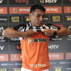 Junior Alonso diz que carinho da torcida foi decisivo para seu retorno