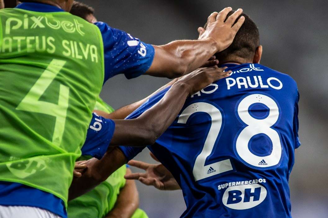 MINEIRO: Com 2 gols de pênalti, Cruzeiro goleia e reage após derrota em clássico
