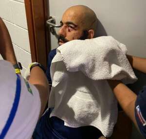 Goleiro do Bahia condena 'bandidos disfarçados' e clama por justiça