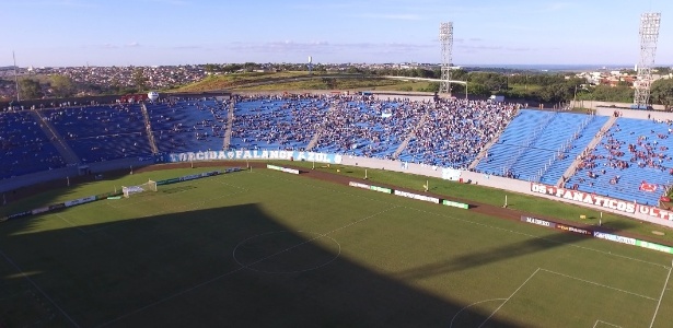 Estadio Cafe Londrina 2022