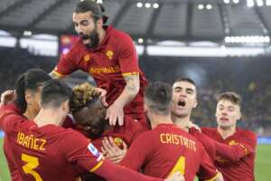 ITALIANO: Roma leva a melhor no clássico