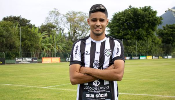 Figueirense leo artur