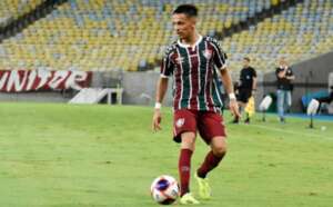 Fluminense encaminha empréstimo de meia para o Grêmio