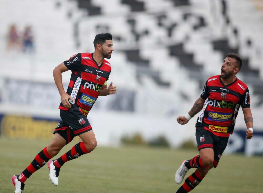 Ponte Preta precisa de união e ação