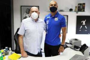 Santos oficializa chegada de ex-São Paulo: 