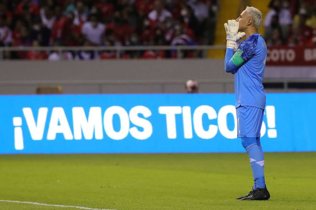 Navas, goleiro do PSG, acolhe 30 refugiados ucranianos em casa