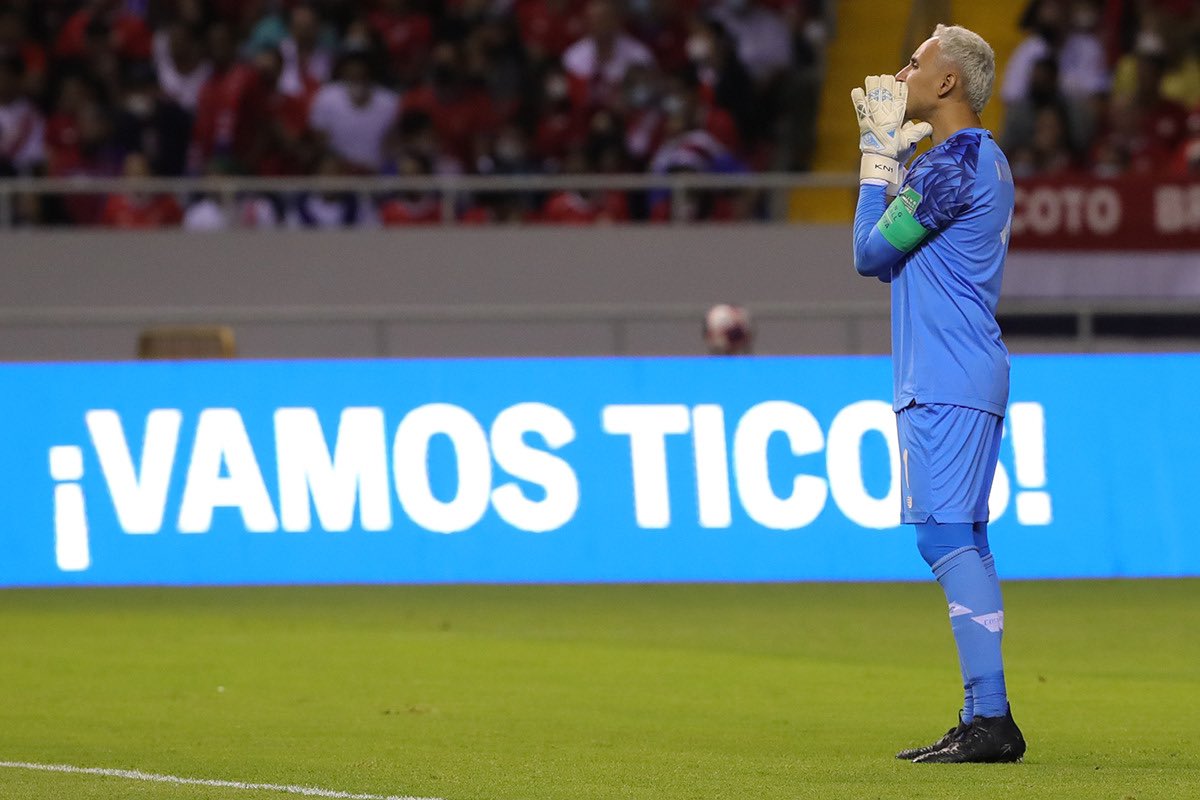 Navas, goleiro do PSG, acolhe 30 refugiados ucranianos em casa