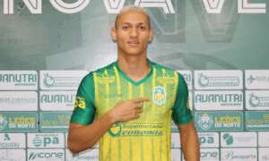 Atacante Richarlison sonha e atua para ressurgimento do futebol capixaba