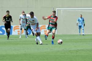 Oeste 0 x 0 Portuguesa - Empate garante a Lusa na próxima fase da A2
