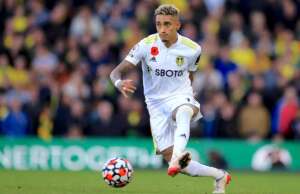 CBF corta dois jogadores da seleção brasileira; ex-Corinthians é convocado