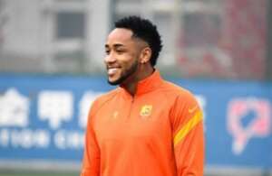 Ex-Coritiba se aproxima do Cruzeiro