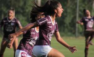 BRASILEIRO FEMININO: Ferroviária lidera com 100%