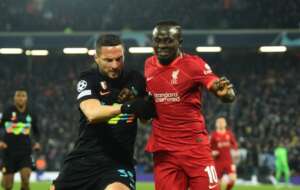 LIGA DOS CAMPEÕES: Liverpool perde série invicta, mas avança