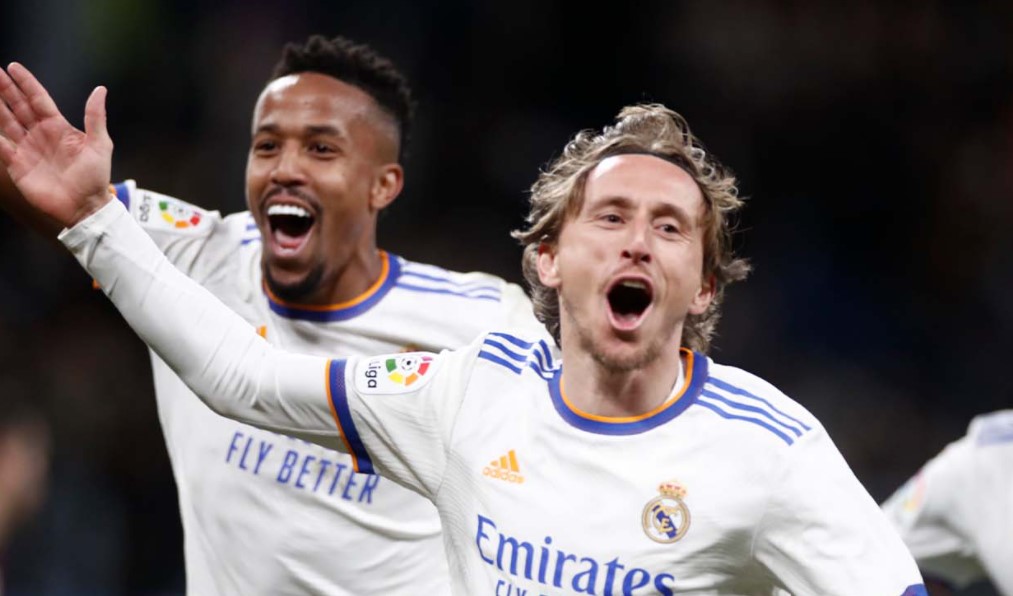 ESPANHOL: Real Madrid dá mais um passo ao título