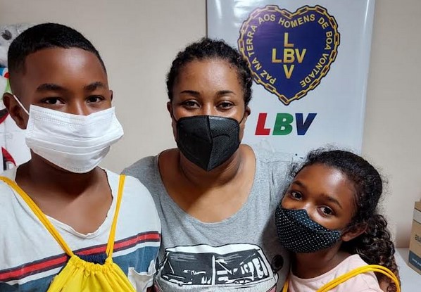 Mesmo enfrentando diversos desafios, brasileiros permanecem solidários