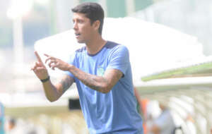 O tiro certo da Ponte seria Carpini; mais uma vez bobearam