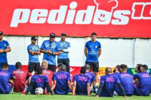 Catarinense: Waguinho Dias segue fazendo história no Brusque