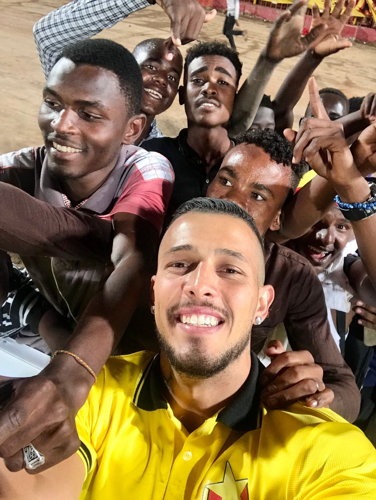 Zagueiro fala sobre chegada no Sudão: ‘Era como rei’