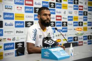 Apresentado pelo Santos, Willian Maranhão promete intensidade