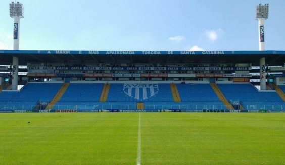 Polícia investiga confusão em boate que teve presença de atleta do Avaí 2 Estádio Ressacada, do Avaí