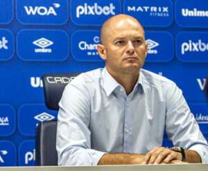 Diretor do Avaí avalia momento do clube