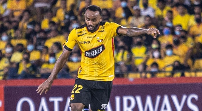 Santos de olho em brasileiro do Barcelona-EQU