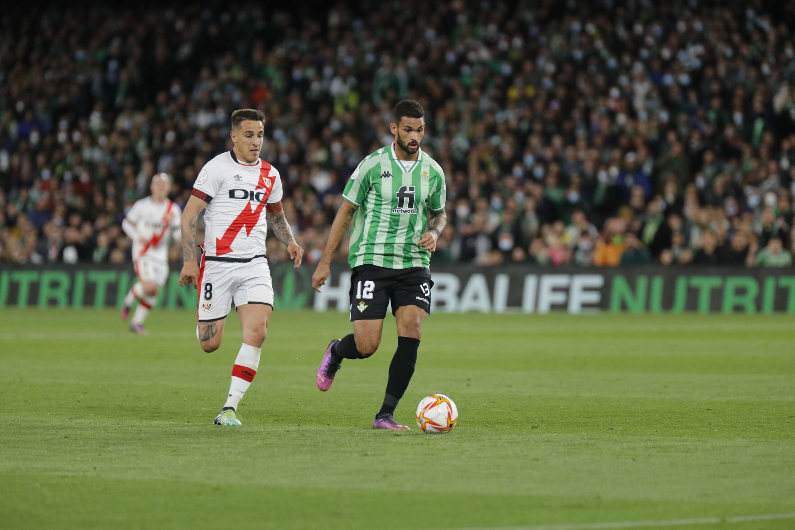 COPA DO REI: Betis faz nos acréscimos, empata com Rayo Vallecano e vai à final