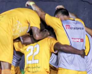 Globo (1) 1 x 1 (4) Brasiliense - E deu Jacaré!