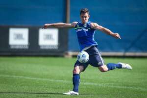 Grêmio suspende Churín por 15 dias após ato de indisciplina em hotel no interior de SP