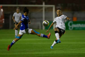 BRASILEIRÃO FEMININO: Miriã garante vitória do Corinthians sobre Cruzeiro