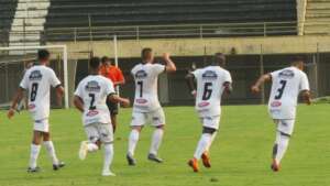 EC São Bernardo x Barretos - Situação opostas na classificação