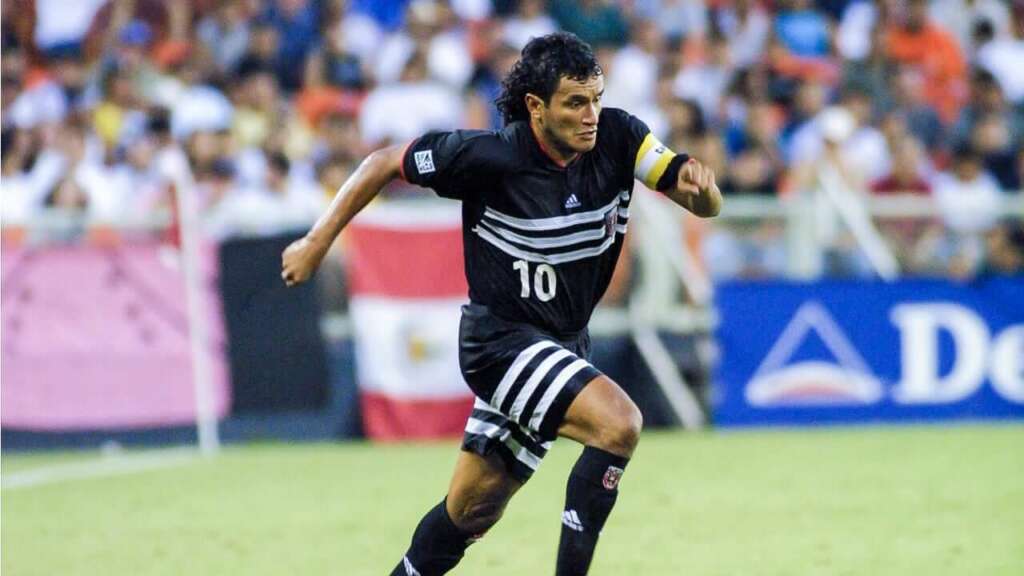 Ídolo da Bolívia chama Tite de “covarde”