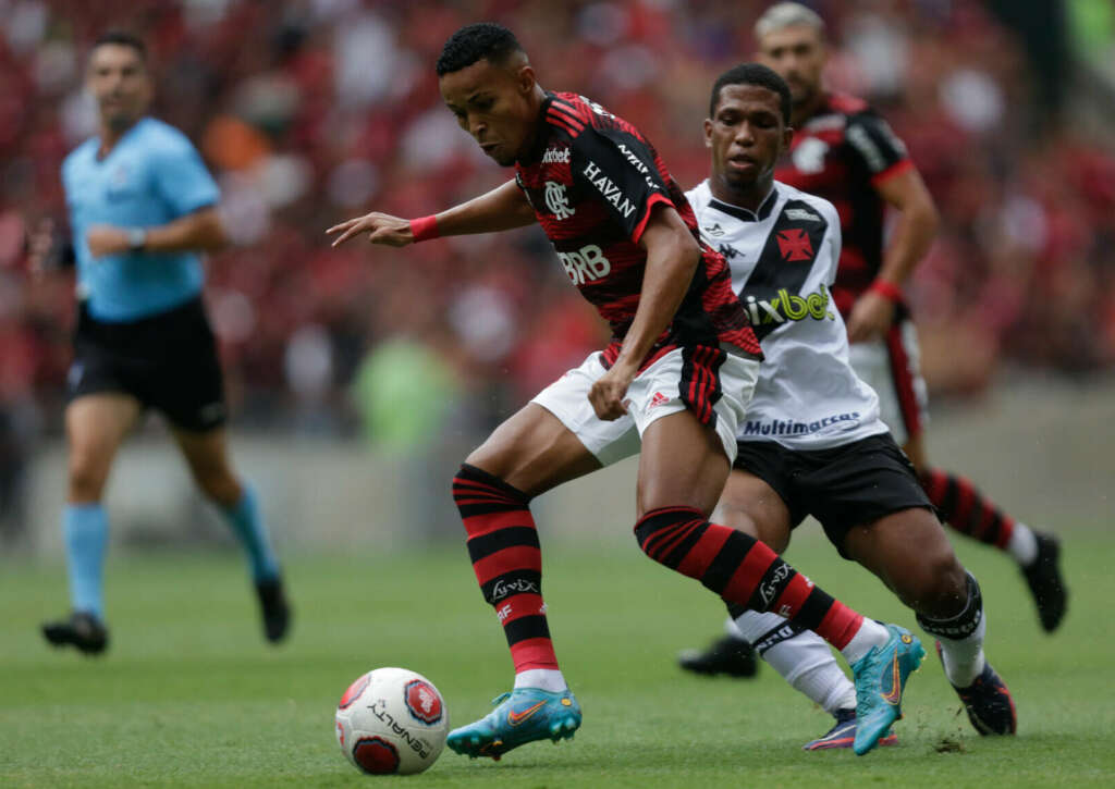 CARIOCA: Flamengo derrota Vasco buscará o inédito tetracampeonato