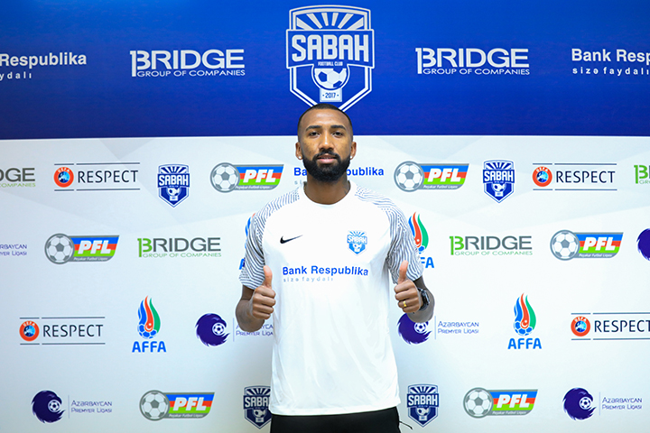 Após deixar a Ucrânia, atacante brasileiro acerta com novo time