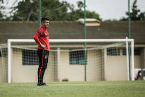 Sport confirma demissão de treinador