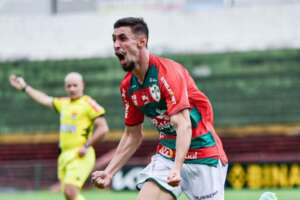 Portuguesa 3 x 1 Santista - Lusa na ponta