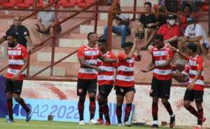 Oeste x Linense - Rubrão vai reverter vantagem?