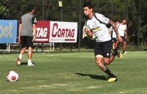 Artilheiro não vai deixar a Ponte Preta