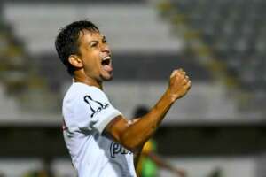 Ponte inicia semana decisiva à espera de Lucca