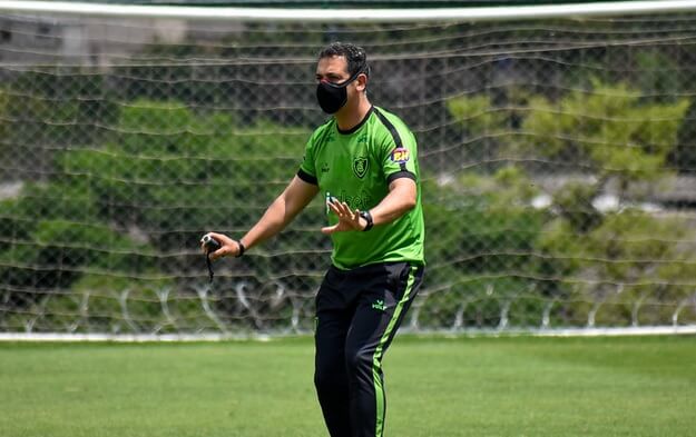 América-MG traça prioridades de reforços