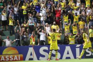 Artilheiro reforça o Mirassol na última rodada