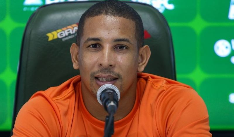 Atacante que não atua quase um ano é reintegrado ao Guarani