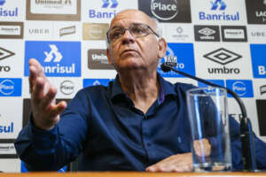 Presidente do Grêmio confessa ter ficado assustado com time: 