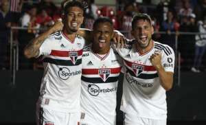 São Paulo 4 x 1 São Bernardo - Tricolor goleia e avança à semifinal