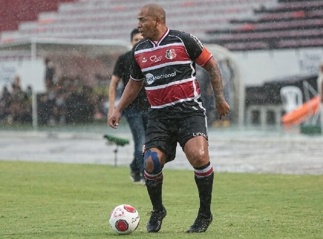 Walter pede e Santa Cruz prepara rescisão