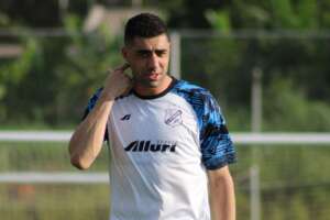 Chapecoense encaminha chegada de zagueiro vindo do Paulistão