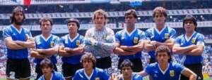 Camisa usada por Maradona no gol com a 'mão de Deus' vai a leilão