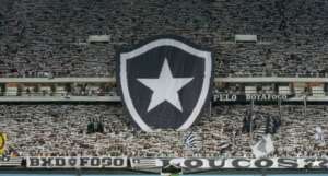 Torcida do Botafogo compra todos os ingressos para a partida contra o Corinthians