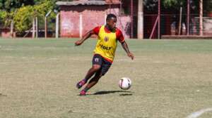 Série C: Atacante do Botafogo-SP foca em vencer e manter a liderança