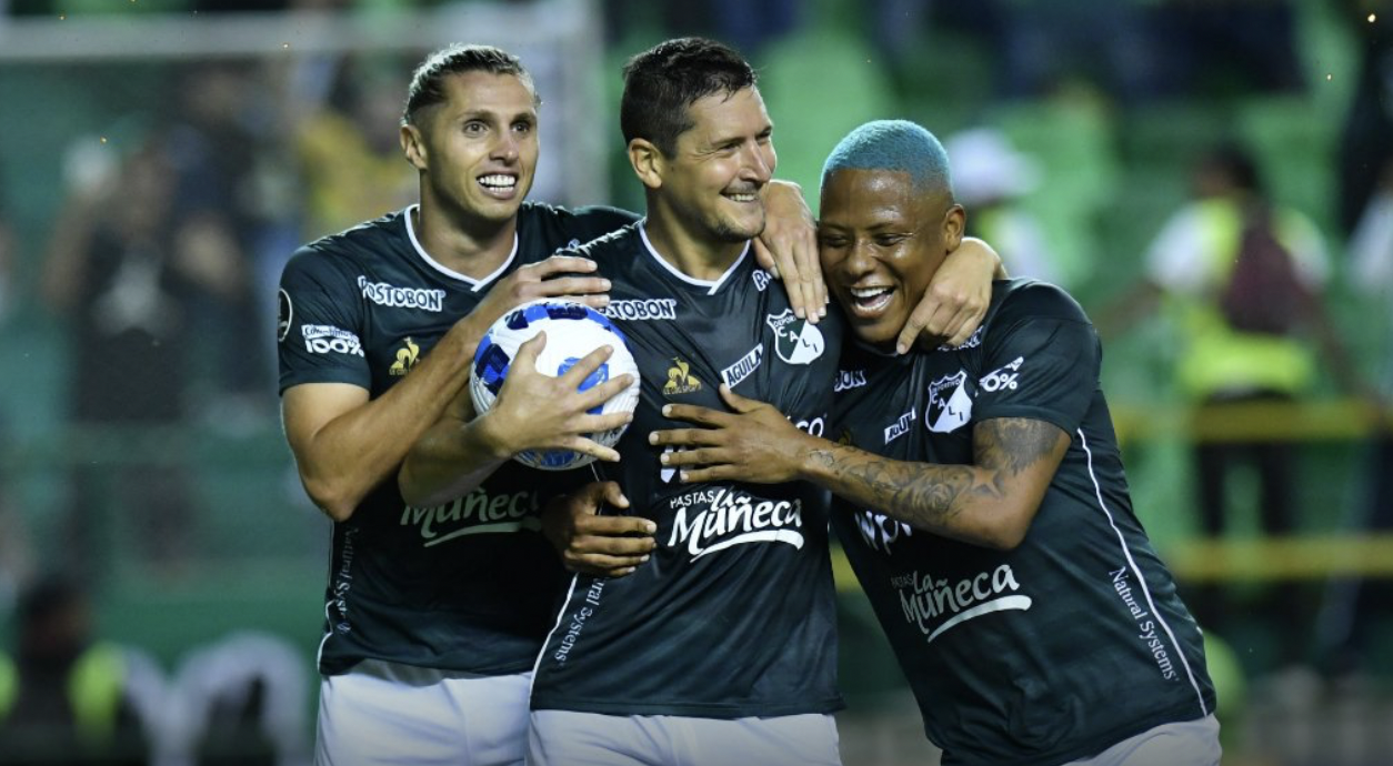 LIBERTADORES: Corinthians e Boca perdem; Fla vence